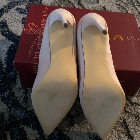 Nude heels - Picture 2 of 3